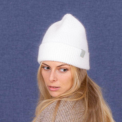 Lacerise-sur-le-chapeau bonnet blanc Bonnet Blanc