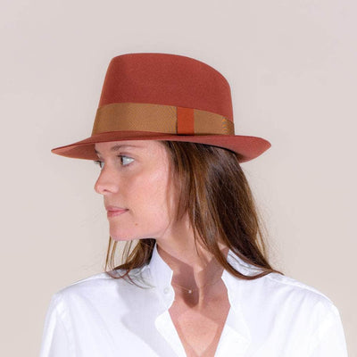 Lacerise-sur-le-chapeau Chapeau Feutre Trendy - Modèle Délice