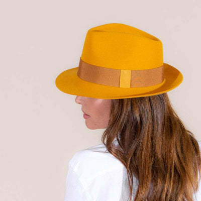 Lacerise-sur-le-chapeau Chapeau Feutre Trendy - Modèle Espiègle