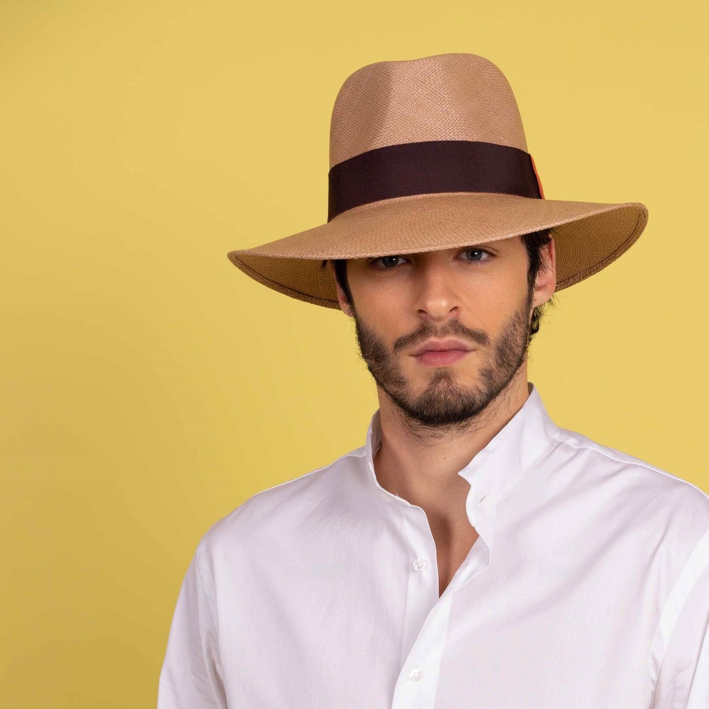 Lacerise-sur-le-chapeau S Chapeau Panama Elegant Buenos Aires