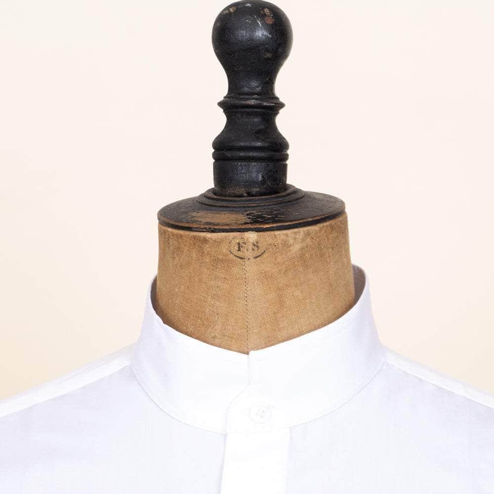 Lacerise-on-the-hat White shirt Officer's collar Storm