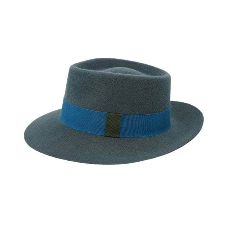 ラセリーズ・シュル・ル・シャポー L'Amantの帽子