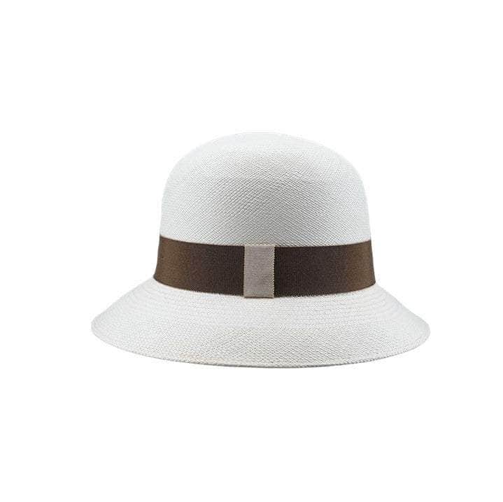 Lacerise sur-le-chapeau Panama / 56 Chapeau La cloche